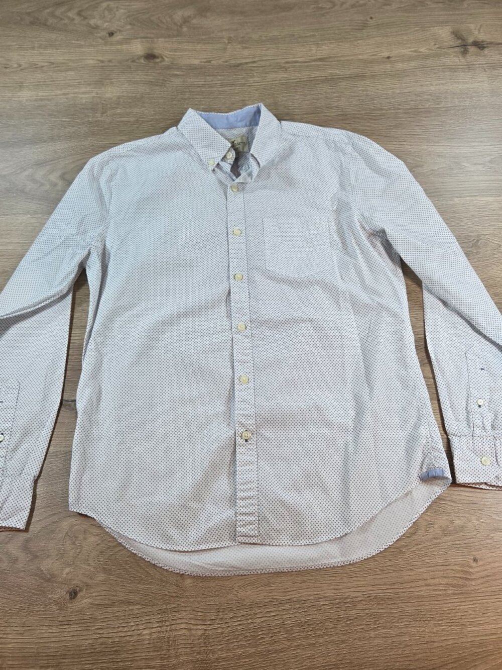 American Eagle Seriously Soft Classic Fit Button Down Shirt LS Men's Medium - Picture 3 of 10